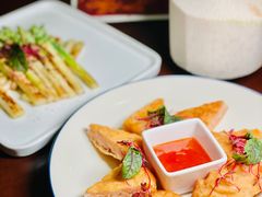 月亮虾饼ShrimpPancakes-Golden Lily河内巴黎法越料理餐厅(建国西路店)