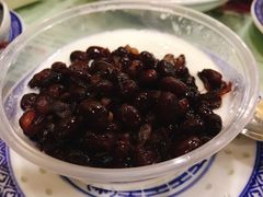 -赵记传承特色牛奶甜品(泉城广场店)