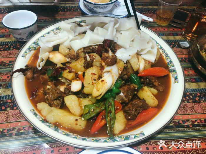 啊臻味道米粉·五月花儿(沙嘴店)大盘土鸡图片