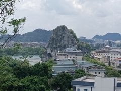 -叠彩山景区