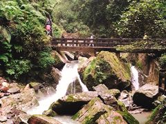 -龙水峡地缝景区
