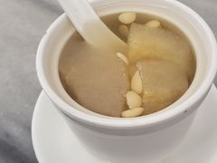 川贝杏仁炖雪梨-沙湾姜撞奶甜品店(昌岗中路店)