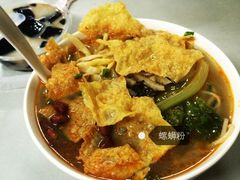 -丽丽三鲜螺蛳粉(田林路店)