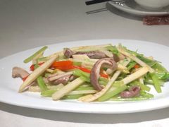 笋丝芹菜炒毛肚-春暖花开(西溪店)