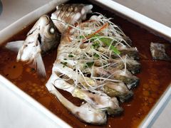 清蒸武昌鱼-莲餐厅·湖北菜·藕汤是头牌(愚园路店)