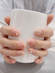 -雅洁美甲美睫
