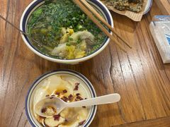 -云阿蛮云南生烫牛肉米线(奉贤路店)