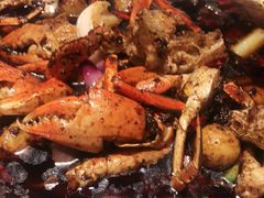 -休记光头香辣蟹干锅店(衣冠庙店)