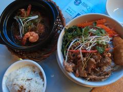 -Lanterns Vietnamese Restaurant