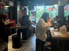 -肥汁米蘭香港米线(定西路店)