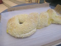 -奈雪的茶(亨特国际广场店)