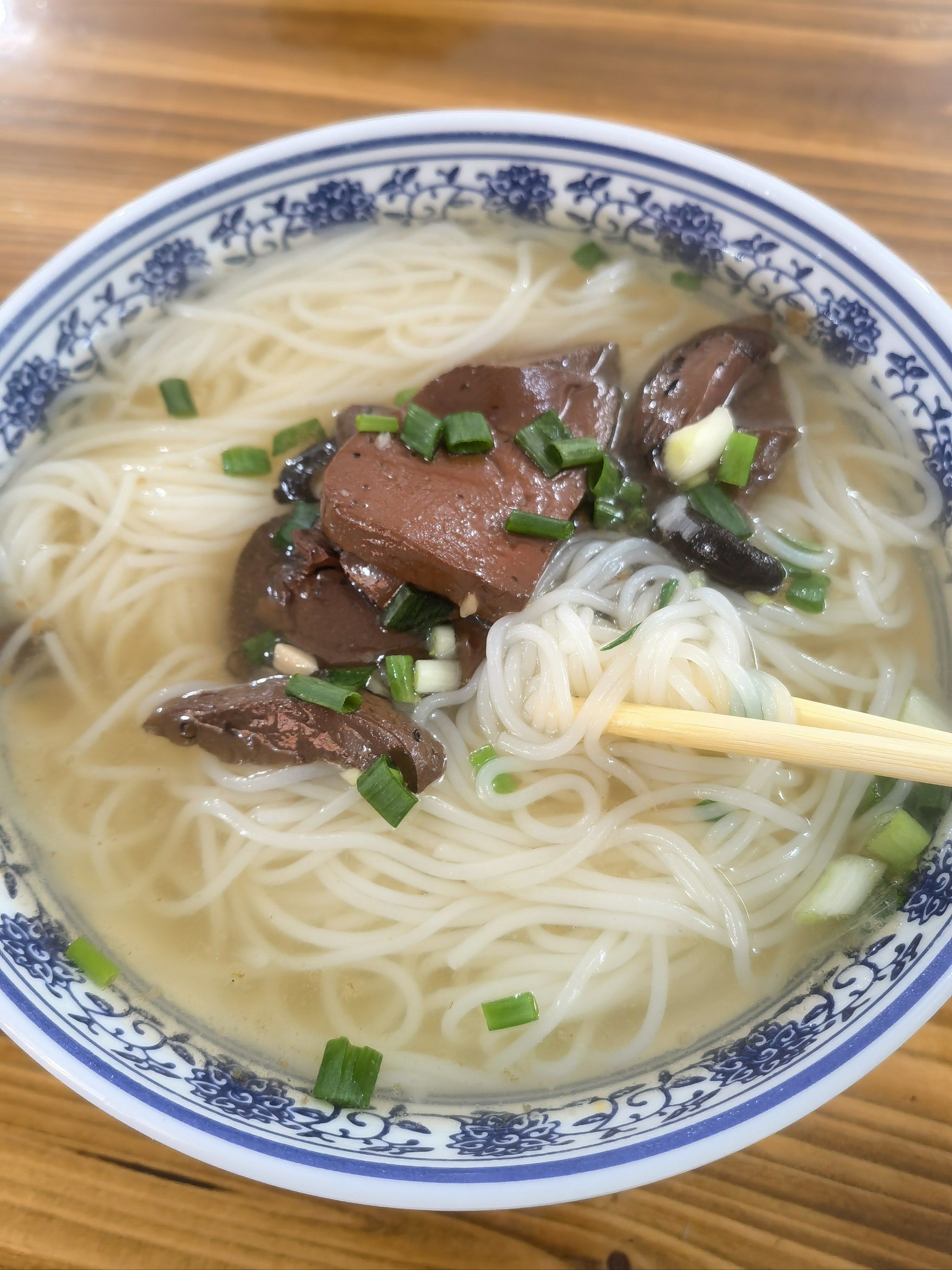 回抚州老家吃泡粉