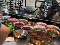 -方铲铲·成都板凳面(滨江银泰店)