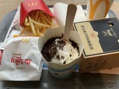 -麦当劳(展览路店)