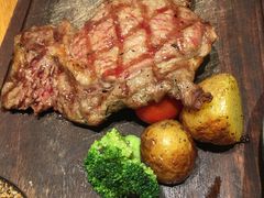 谷饲厚切肉眼扒配薯菜-森Some Fusion(荔湾店)