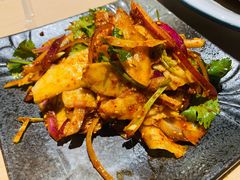 -关东小磨东北菜(上海长风大悦城店)