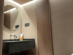 -灸春堂·艾灸·痛症·整脊连锁(之江银泰店)