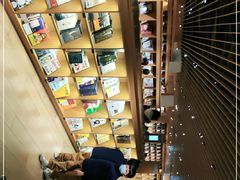 -新华文创·光的空间