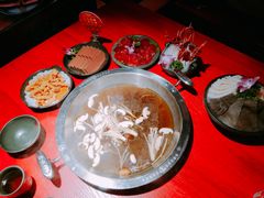 -谭鸭血老火锅(万象九宜城店)