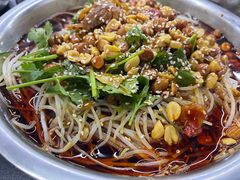 -周良天山牛杂城(天山路总店)