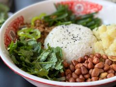 -红东阁东北菜烤肉酒馆(CROSS万象汇店)