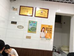 大堂-覃肥叔桂林米粉(粮道街店)