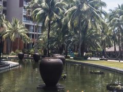 -三亚湾海居铂尔曼度假酒店