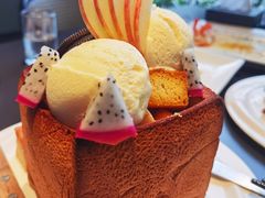 -铜锣湾·有麝自然香(渝北财富中心店)