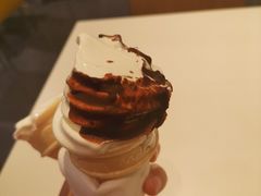 -麦当劳(世界城广场店)