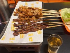 -威记烧嘢·南宁烧烤·超级生牛(绿地店)