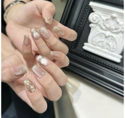 -H12 STAR日式美甲美睫专门店
