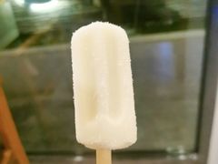 冰棍-毛辣果·贵州红酸汤牛肉火锅(西单店)