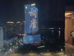 -醉江景酒店式公寓(桐庐利时广场店)