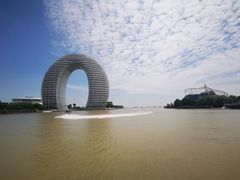 -湖州太湖旅游度假区-月亮广场
