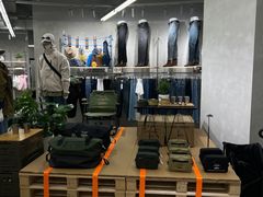 -新佳丽时尚广场