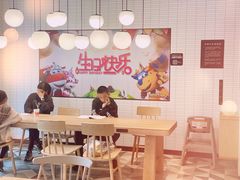 用餐区-肯德基(绍兴胜利店)