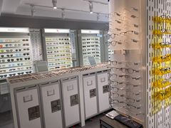 -目艮眼镜SHOWROOM(品牌集合店)