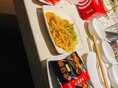 -海底捞火锅鲜切牛肉主题店(长寿路店)