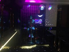 -盛世豪情量贩式KTV(九洲创意园店)