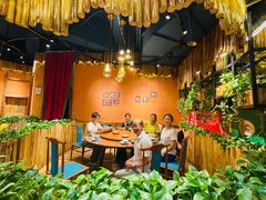 大堂-老滇山寨•云南特色菜•地方菜•民族风情歌舞表演(金碧店)