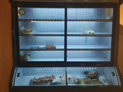 面包甜点陈列柜-禾木·新疆特色美食