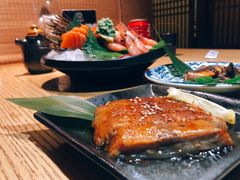 -枝魯枝魯自助料理