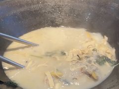 -陈大锅·岳阳鱼馆·地道岳阳菜(美食街店)