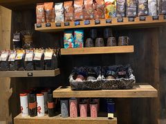 零售区-星巴克臻选(深圳海上世界店)