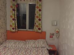 -布丁严选酒店(杭州武林西湖文化广场地铁站店)