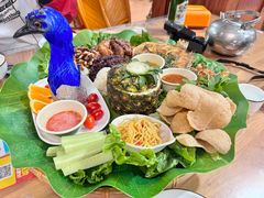 -沐毫傣泐云南菜孔雀宴•手抓饭傣味烧烤(曼听店)