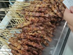 -巴汗羊肉串烧烤店
