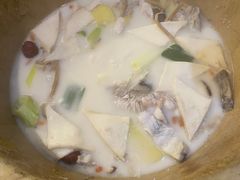 -滇香肴·云南菜蒸汽石锅鱼(云南北路店)