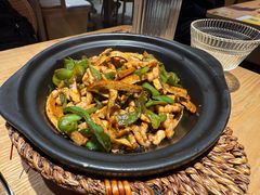 -川堂风·跷脚牛肉·乐山爆炒(宝山日月光店)