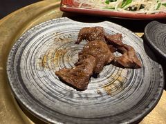 -山川小町·极番烧肉(新地假日广场店)